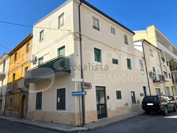 appartamento in vendita ad Amantea in zona Acquicella