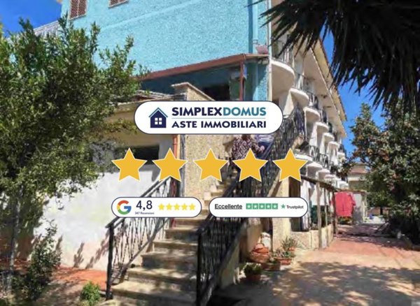 appartamento in vendita ad Amantea in zona Coreca