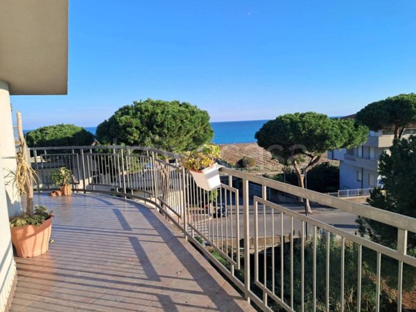 appartamento in vendita ad Amendolara in zona Marina di Amendolara