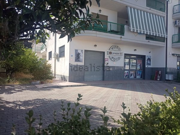 locale commerciale in vendita ad Amendolara in zona Marina di Amendolara