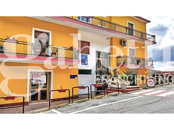 locale di sgombero in vendita ad Aprigliano