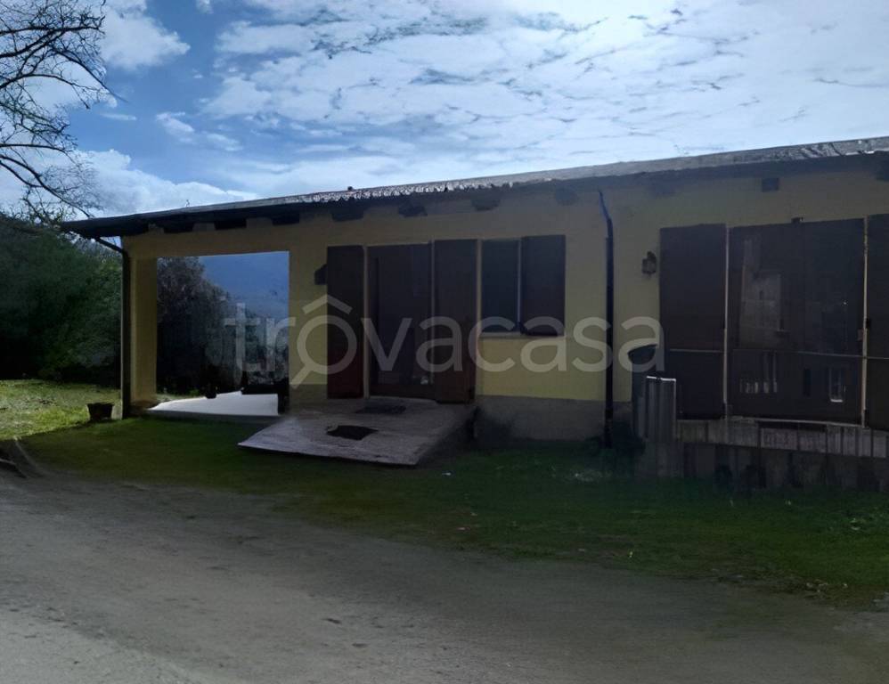 casa indipendente in vendita ad Aprigliano