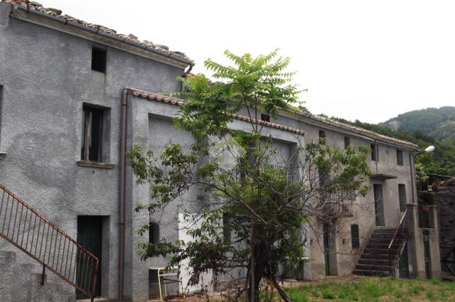 casa indipendente in vendita a Belmonte Calabro in zona Santa Barbara