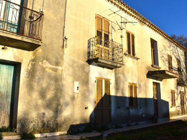 casa indipendente in vendita a Belmonte Calabro