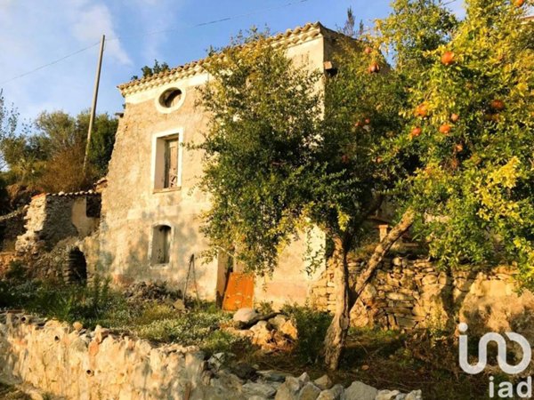 casa indipendente in vendita a Belmonte Calabro in zona Vadi