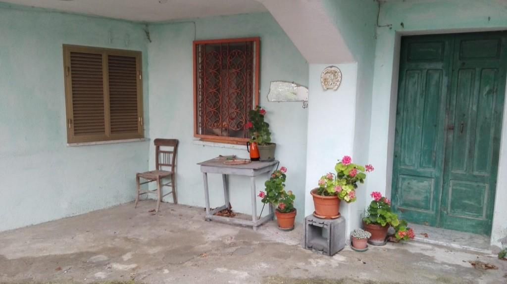 casa indipendente in vendita a Belmonte Calabro in zona Vadi