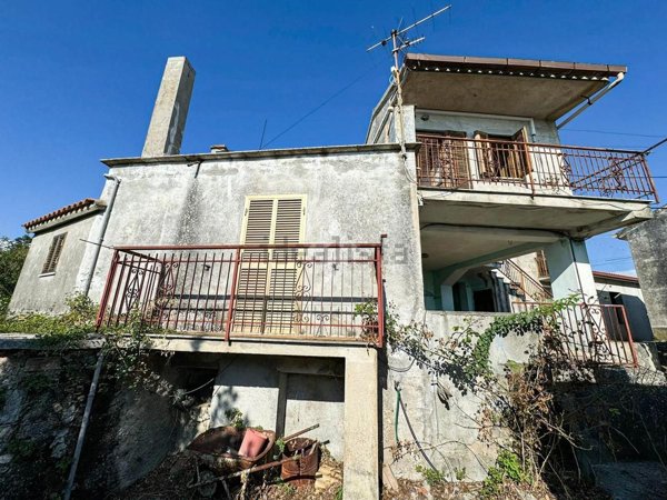casa indipendente in vendita a Belmonte Calabro in zona Vadi