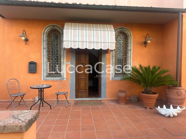 casa indipendente in vendita a Belmonte Calabro in zona Annunziata