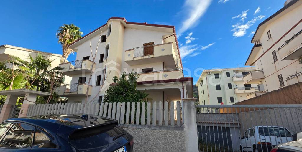 appartamento in vendita a Belmonte Calabro in zona Marina