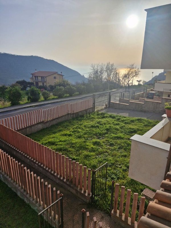 appartamento in vendita a Belmonte Calabro
