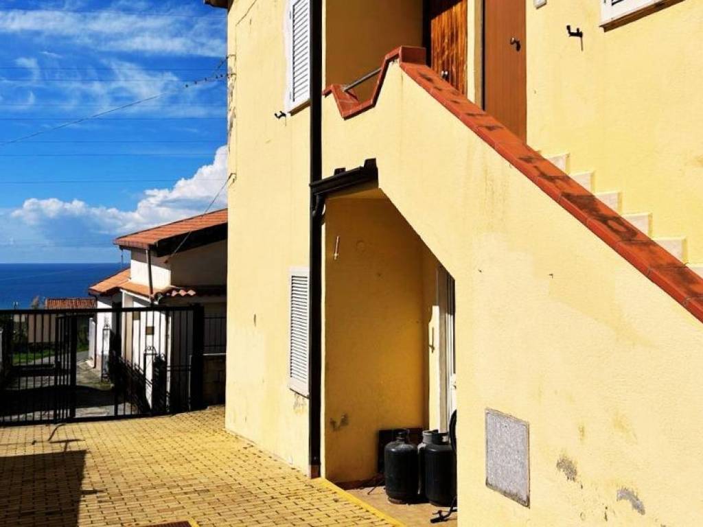appartamento in vendita a Belvedere Marittimo