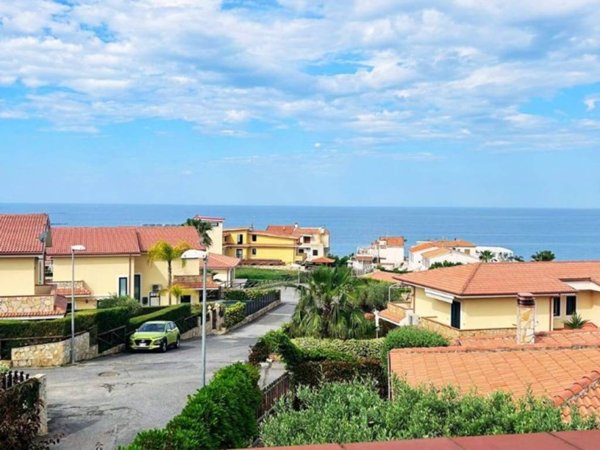 casa indipendente in vendita a Belvedere Marittimo