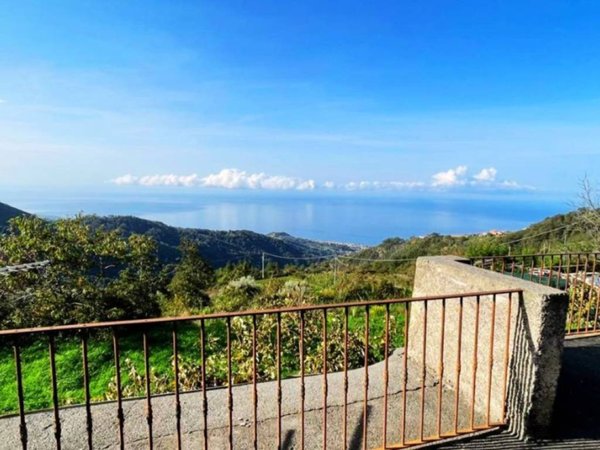 casa indipendente in vendita a Belvedere Marittimo