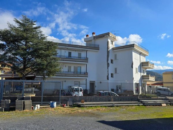 appartamento in vendita a Belvedere Marittimo