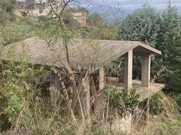 casa indipendente in vendita a Belvedere Marittimo