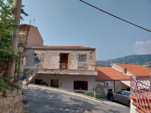 appartamento in vendita a Belvedere Marittimo