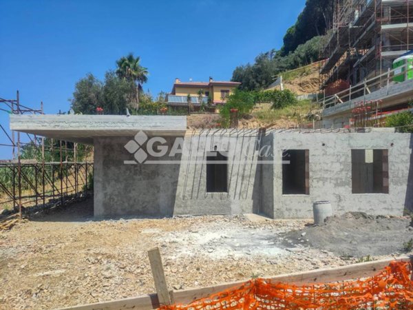 appartamento in vendita a Belvedere Marittimo