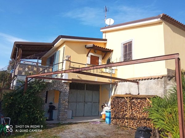 casa indipendente in vendita a Belvedere Marittimo