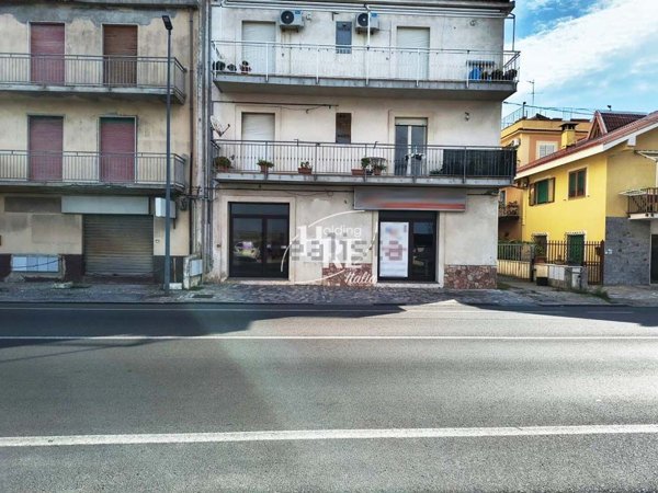 negozio in vendita a Belvedere Marittimo