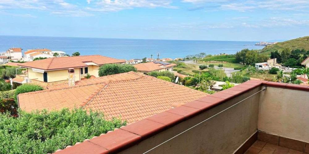 casa indipendente in vendita a Belvedere Marittimo