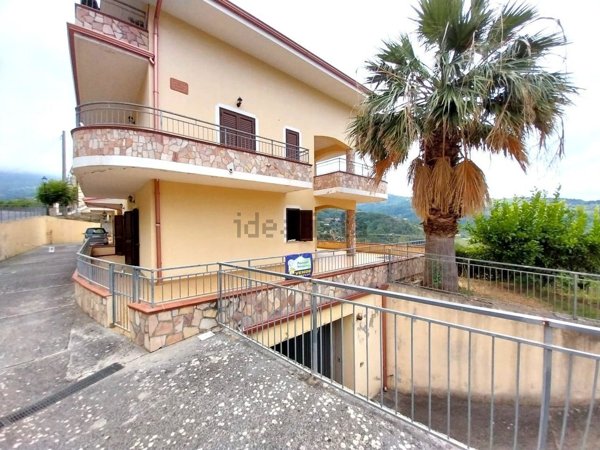 appartamento in vendita a Belvedere Marittimo