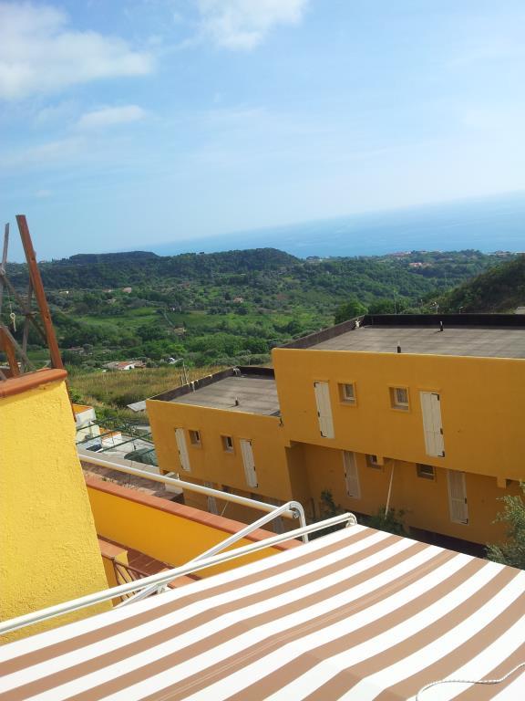 casa indipendente in vendita a Belvedere Marittimo