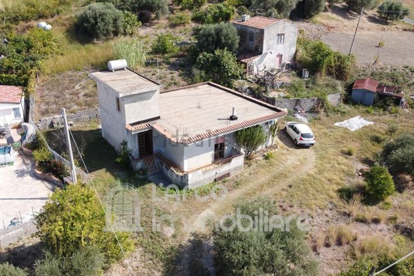 casa semindipendente in vendita a Belvedere Marittimo