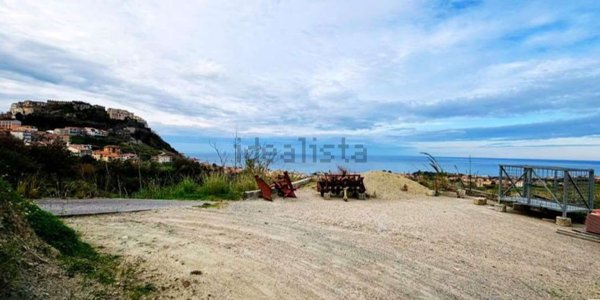 casa indipendente in vendita a Belvedere Marittimo