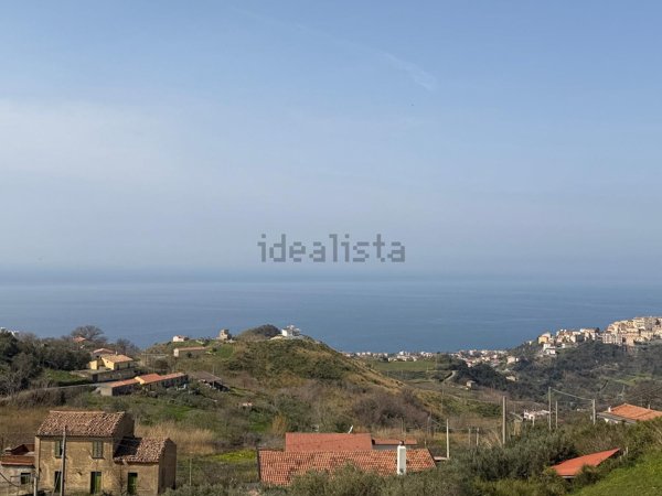 quadrivano in vendita a Belvedere Marittimo