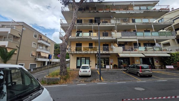 locale di sgombero in vendita a Belvedere Marittimo