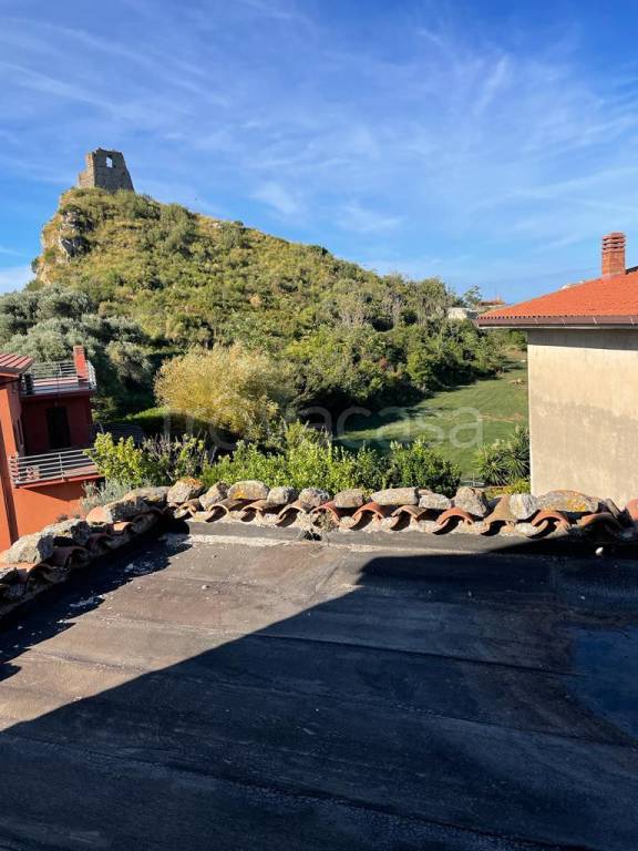 casa indipendente in vendita a Belvedere Marittimo