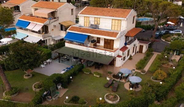 casa indipendente in vendita a Belvedere Marittimo