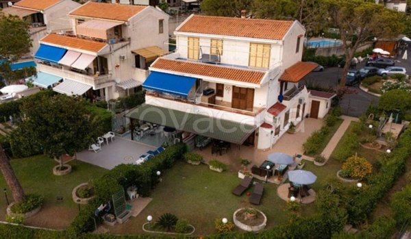 casa indipendente in vendita a Belvedere Marittimo