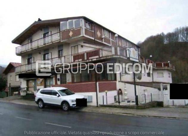 locale commerciale in vendita a Bianchi