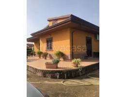 casa indipendente in vendita a Bisignano