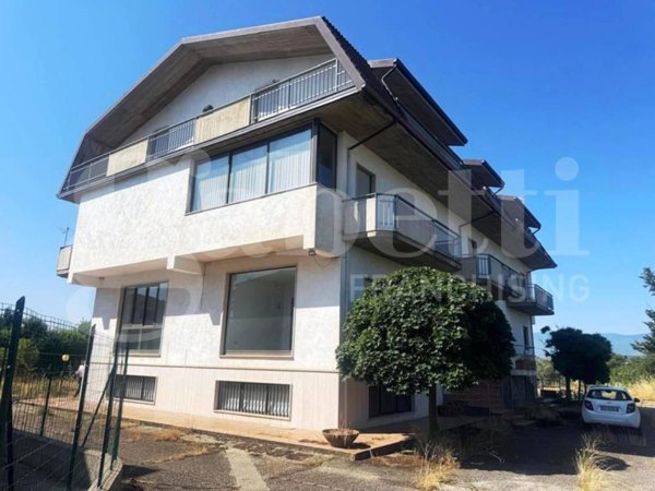 negozio in vendita a Bisignano