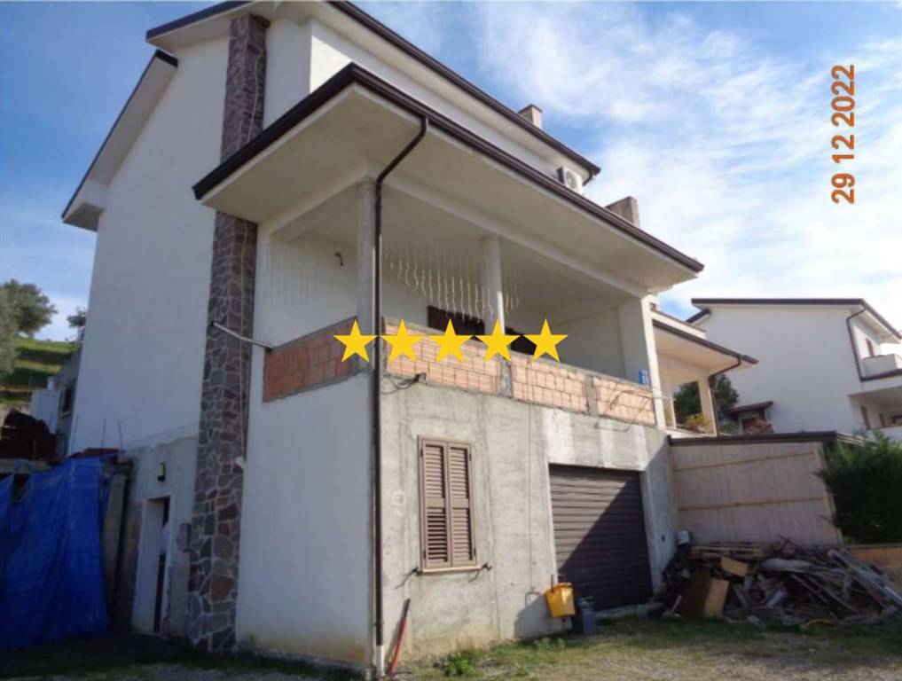 casa indipendente in vendita a Bisignano