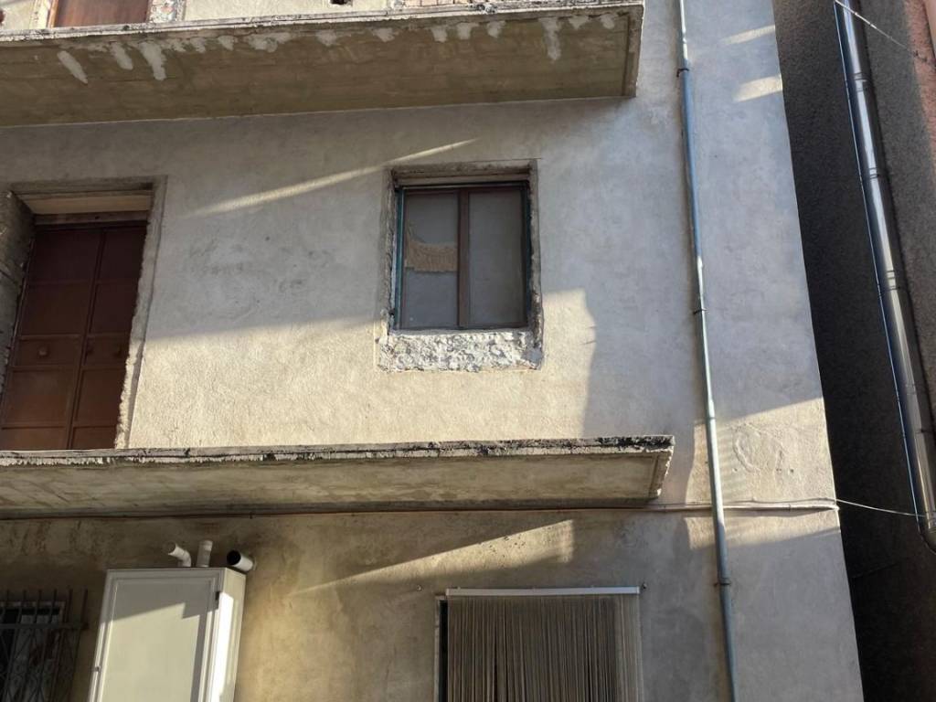 intera palazzina in vendita a Bisignano