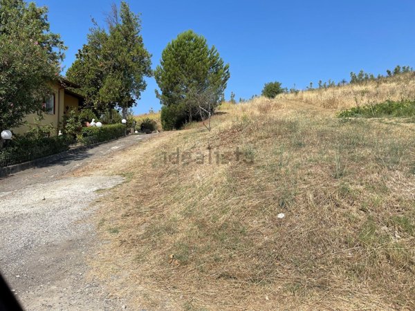 terreno edificabile in vendita a Bisignano
