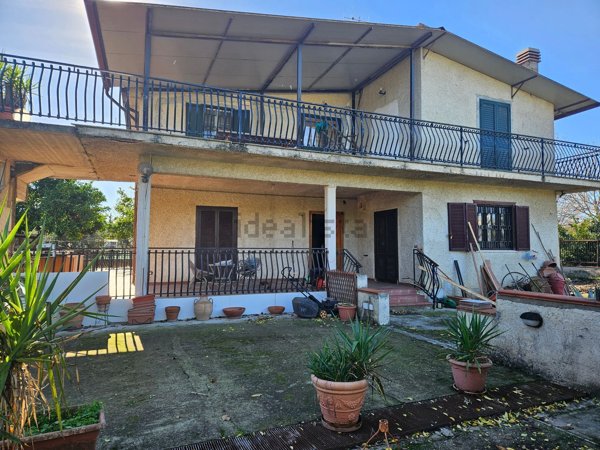 casa indipendente in vendita a Bisignano