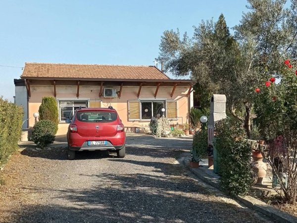 casa indipendente in vendita a Bisignano