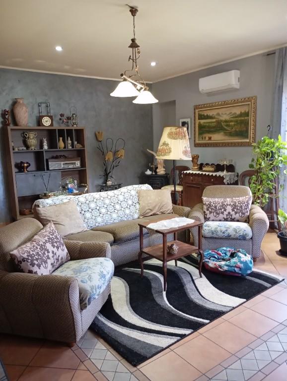 casa indipendente in vendita a Bisignano