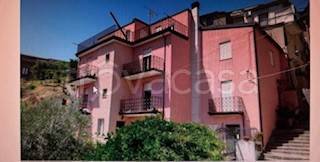casa indipendente in vendita a Bisignano