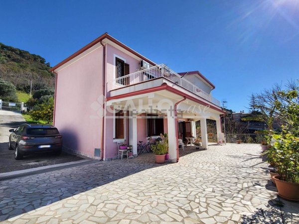 casa indipendente in vendita a Bonifati in zona Cittadella del Capo