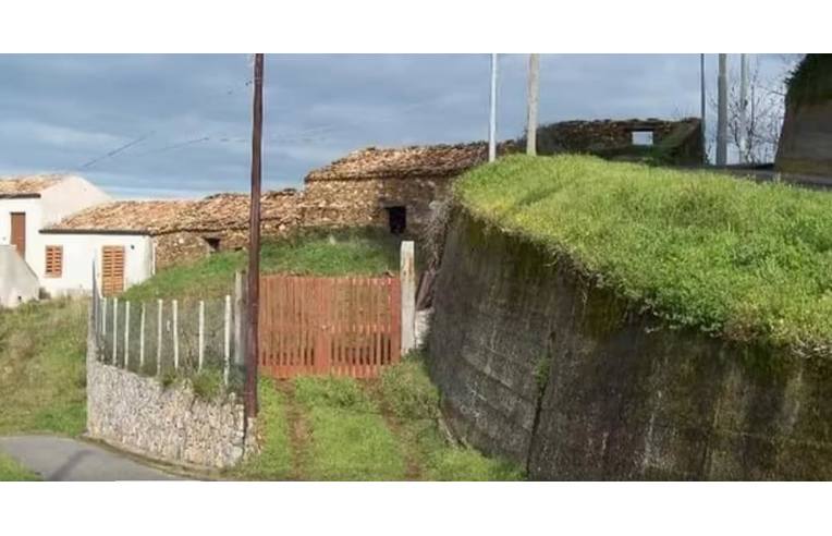 rudere in vendita a Bonifati in zona Cittadella del Capo