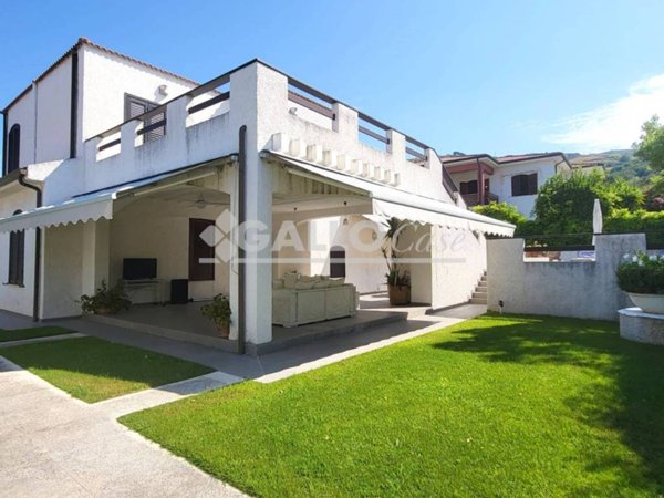 casa indipendente in vendita a Bonifati in zona Sparvasile