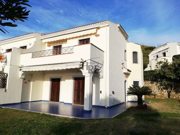 casa indipendente in vendita a Bonifati in zona Paneduro