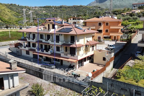 casa indipendente in vendita a Buonvicino