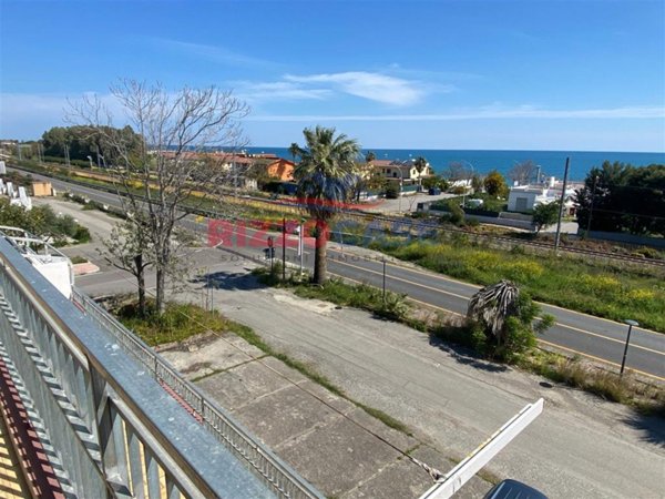 appartamento in vendita a Calopezzati