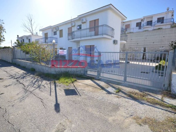 casa indipendente in vendita a Calopezzati